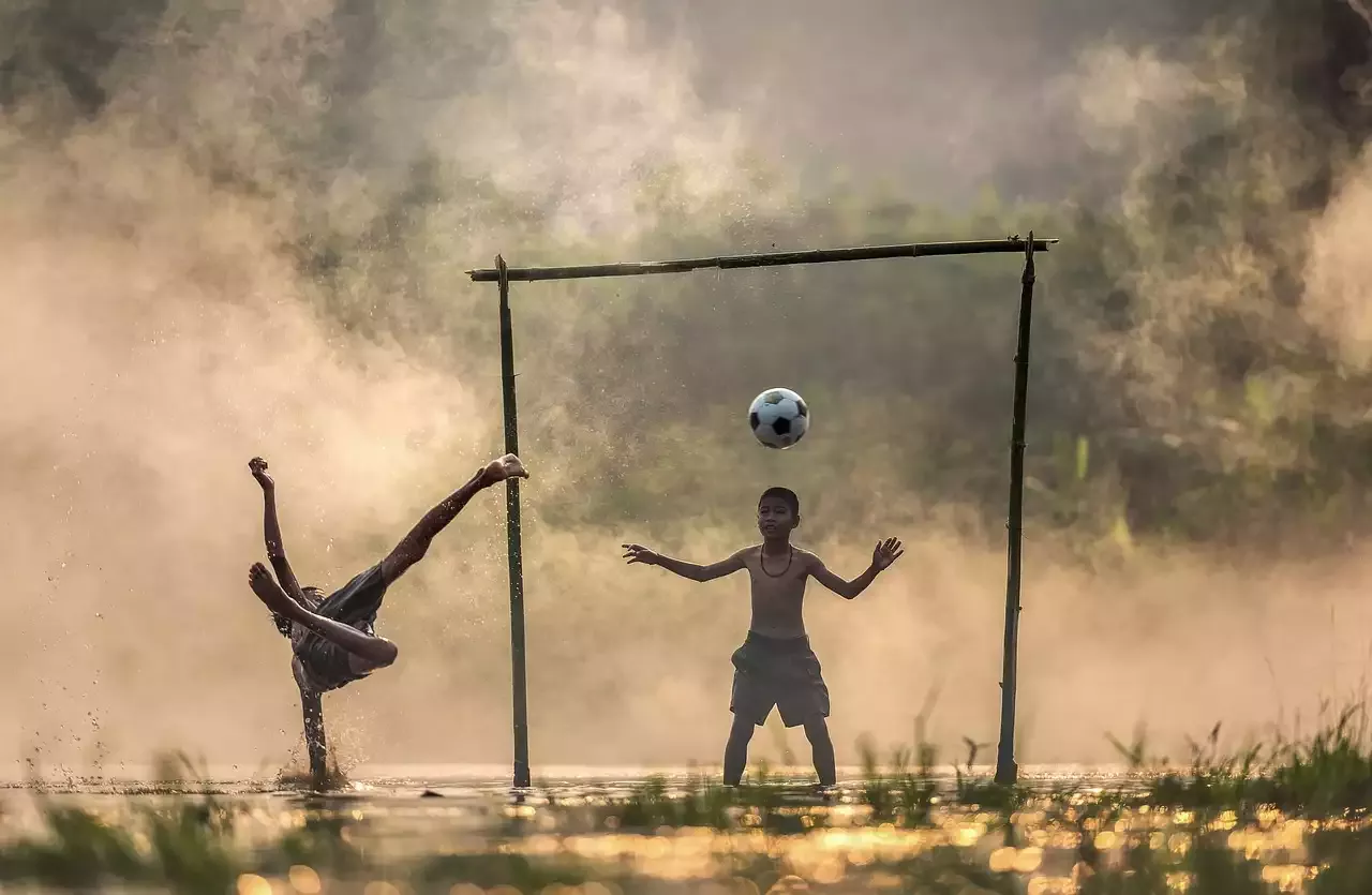 Verschiedene Theorien darüber, wo der Fußball erfunden wurde