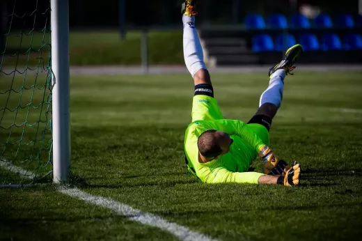 Die FIFA-Fußbälle und verschiedene Bälle